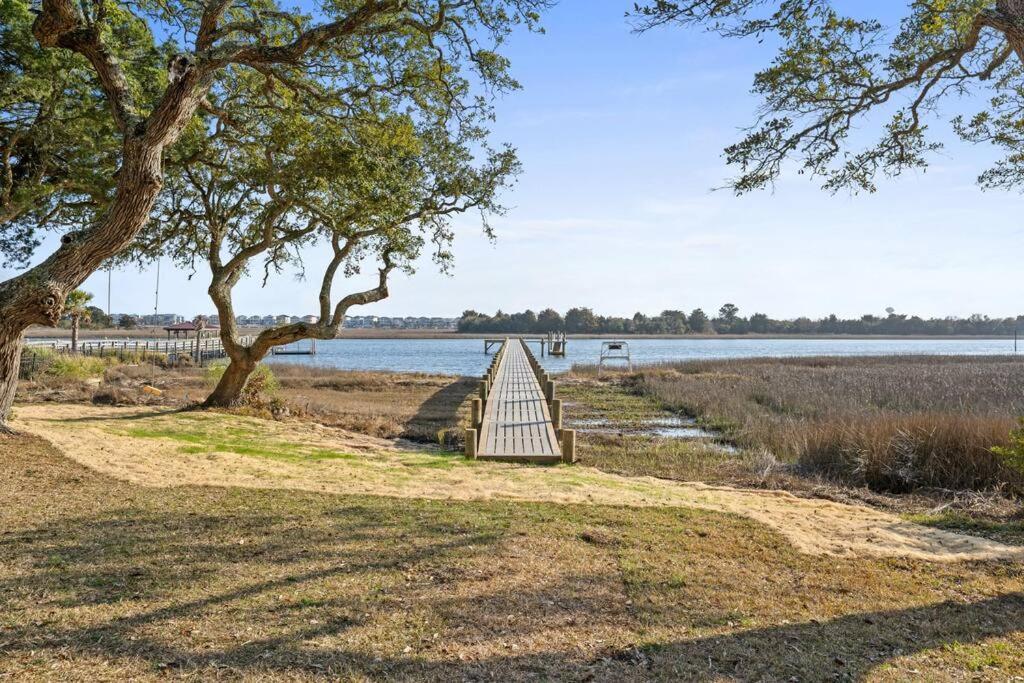 Vila Dolphin Cove - Whole Waterfront House With Dock Ocean Isle Beach Exteriér fotografie