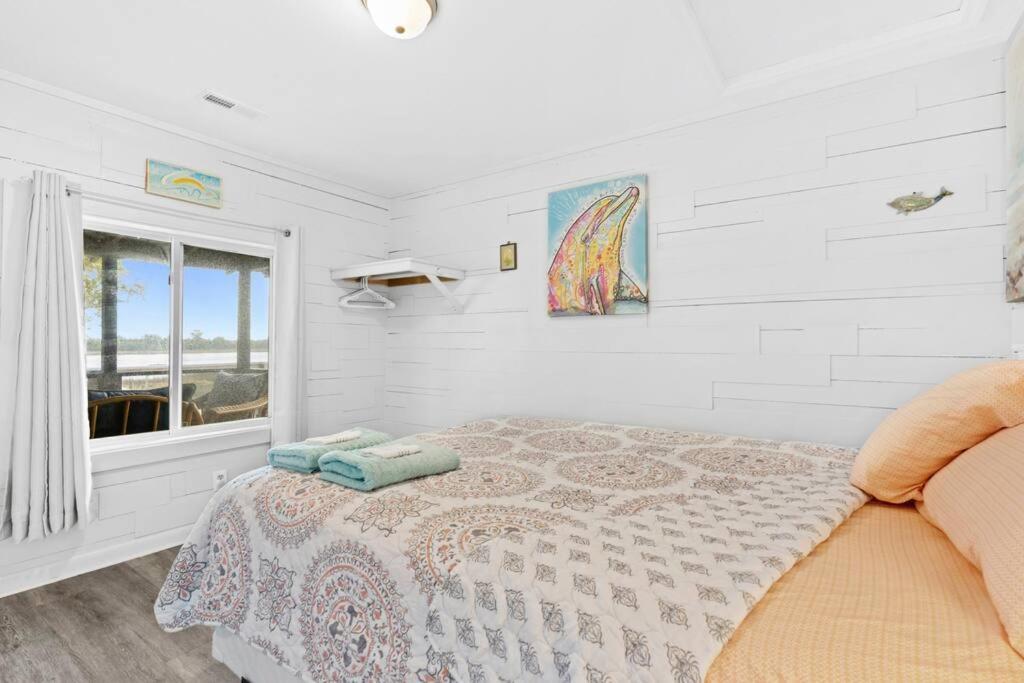 Vila Dolphin Cove - Whole Waterfront House With Dock Ocean Isle Beach Exteriér fotografie