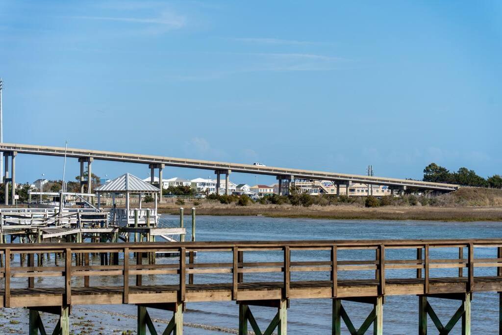Vila Dolphin Cove - Whole Waterfront House With Dock Ocean Isle Beach Exteriér fotografie